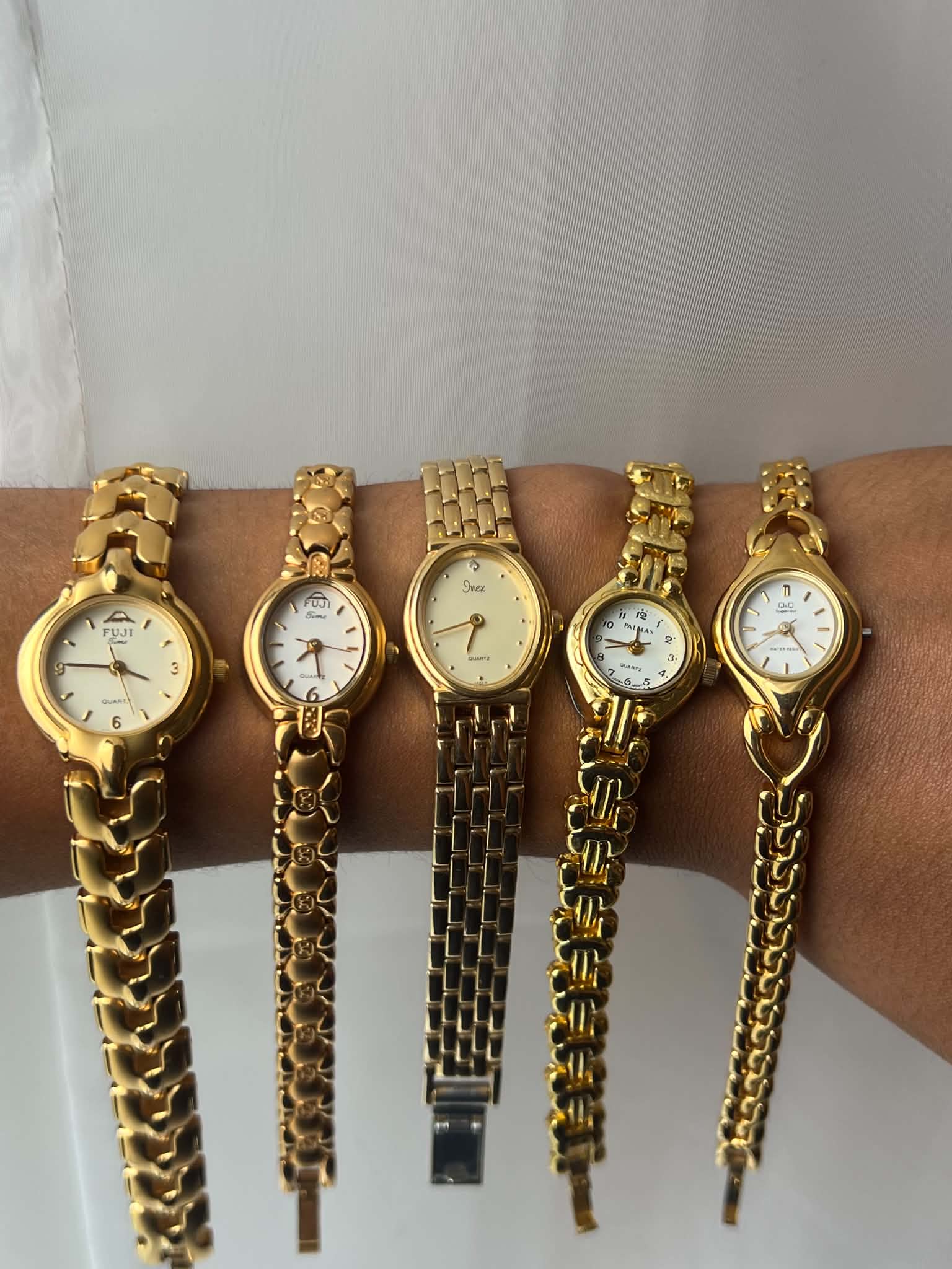 Vintage dameklokke på arm